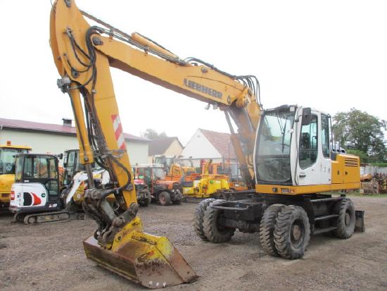 Liebherr A 904 C