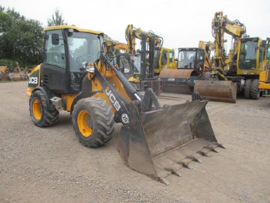 JCB 406 B