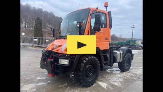 Mercedes Benz Unimog U-300
