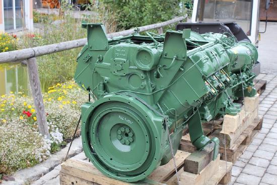 Deutz F6L312V