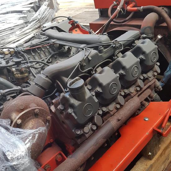 Mercedes Benz OM442A