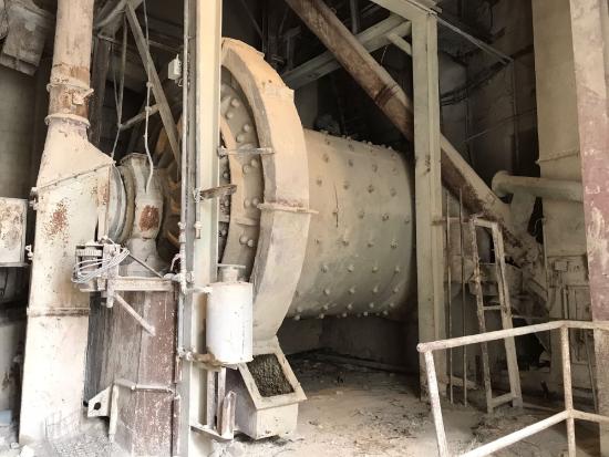 KHD 2 x 3,1 m ball mill
