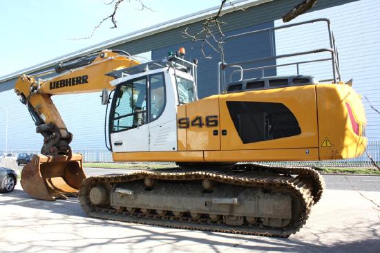 Liebherr R946 LC