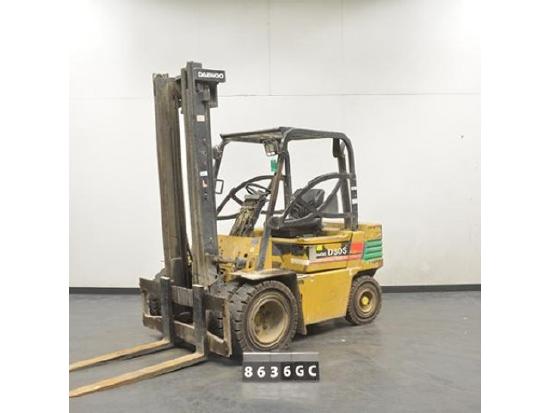 Daewoo-Doosan D30S-2