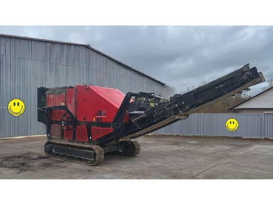 Red Rhino 7000 A MACHOIRE