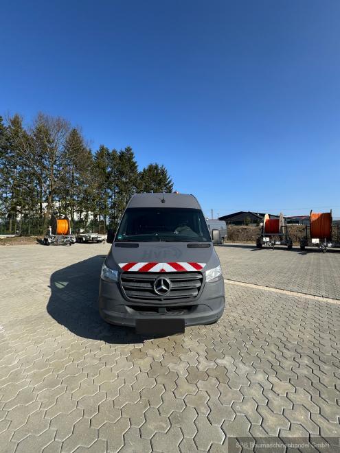 Mercedes Benz 519 CDI extralang