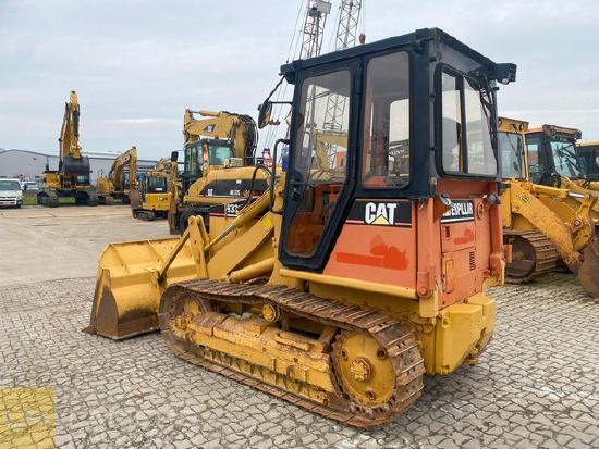 Caterpillar 933