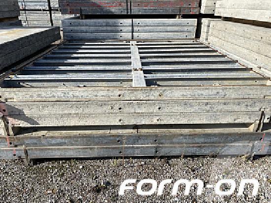 Doka Framax Xlife Element 2,70x2,70 mit 8 Ankerhülsen