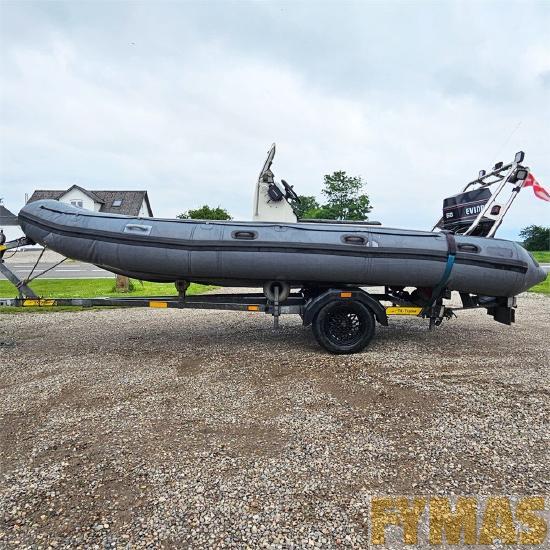 Avon W520 - m/ styrepult og 60 HK Evinrude motor,